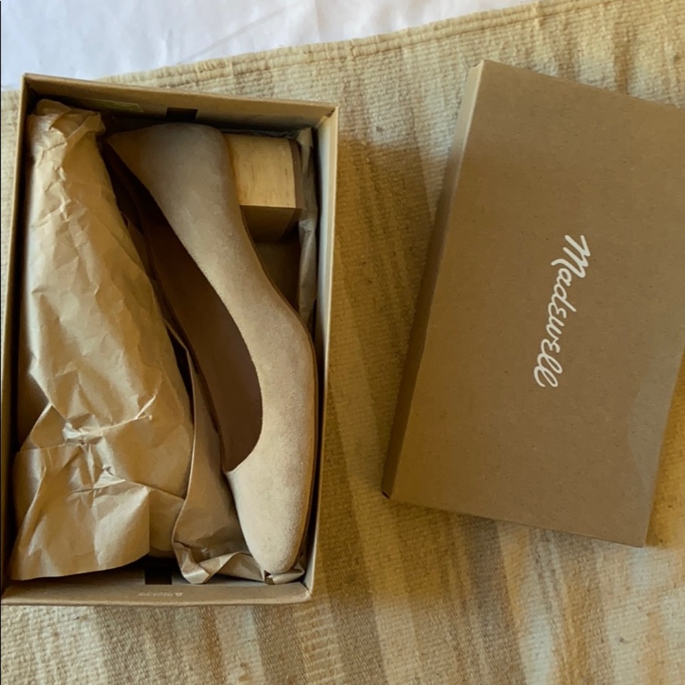 Madewell Ella tan suede heels